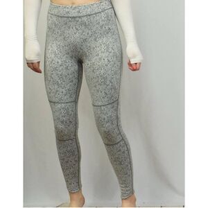 Gymshark Dry Leggings Womens Small Gray Pixel Print High Rise Compression Workou